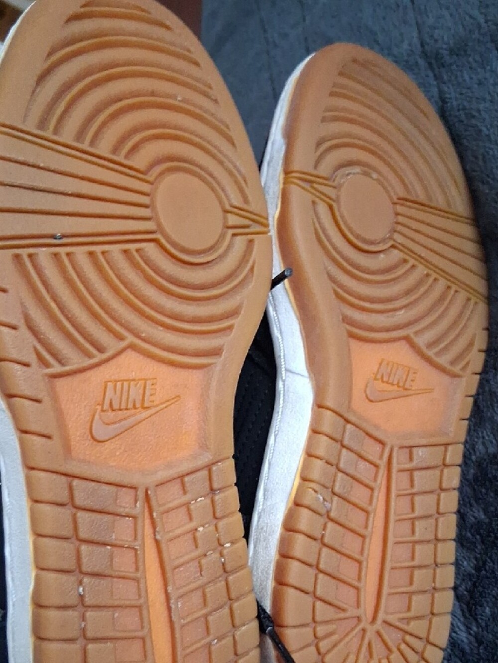 Nike Black and Teal High-Top Sneakers - Picture 6 of 6